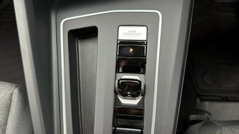 Volkswagen Golf MATCH ETSI DSG