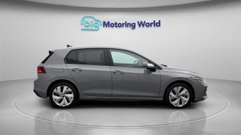 Volkswagen Golf MATCH ETSI DSG