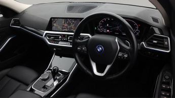 BMW 3 Series 330E SE PRO