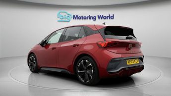 CUPRA Born V2