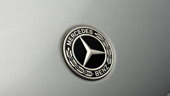 Mercedes-Benz GLC GLC 300 E 4MATIC AMG LINE