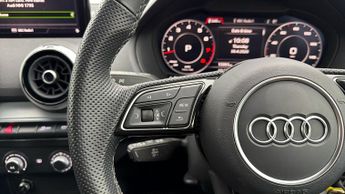 Audi Q2 TFSI S LINE