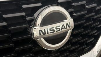 Nissan Qashqai DIG-T ACENTA PREMIUM DCT