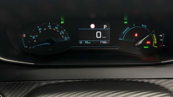 Peugeot E-2008 ACTIVE PREMIUM PLUS