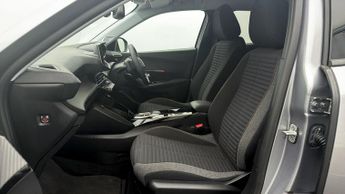 Peugeot E-2008 