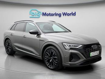 Audi Q8 e-tron QUATTRO BLACK EDITION