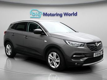 Vauxhall Grandland BUSINESS EDITION NAV