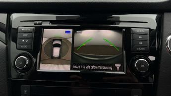 Nissan Qashqai DIG-T N-CONNECTA DCT