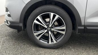 Nissan Qashqai DIG-T N-CONNECTA DCT