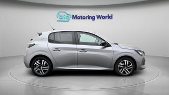 Peugeot 208 PURETECH ALLURE PREMIUM PLUS S/S