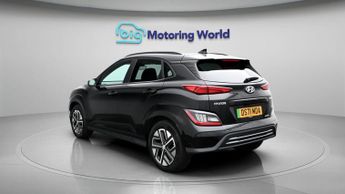 Hyundai KONA PREMIUM