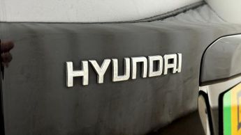 Hyundai KONA PREMIUM