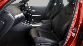BMW 3 Series 330E M SPORT