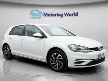 Volkswagen Golf MATCH TSI DSG