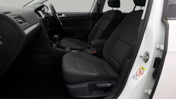 Volkswagen Golf MATCH TSI DSG