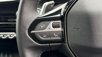 Peugeot 208 PURETECH ALLURE PREMIUM PLUS S/S