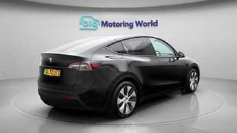 Tesla Model Y BASE