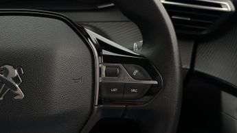Peugeot E-2008 ACTIVE PREMIUM