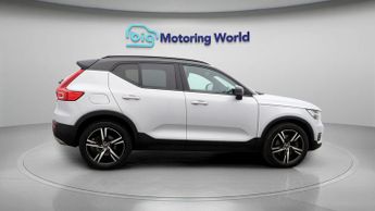 Volvo XC40 RECHARGE T5 R-DESIGN