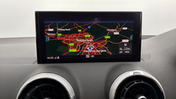 Audi Q2 TFSI S LINE BLACK EDITION
