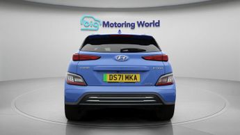 Hyundai KONA PREMIUM
