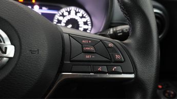 Nissan Juke DIG-T N-CONNECTA DCT