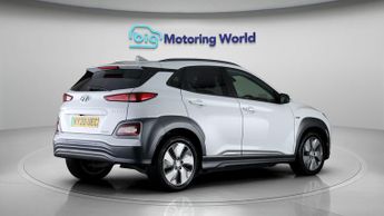 Hyundai KONA PREMIUM SE