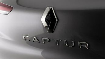 Renault Captur TECHNO E-TECH