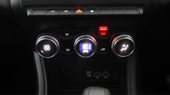 Renault Captur TECHNO E-TECH