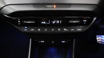 Hyundai BAYON T-GDI PREMIUM DCT