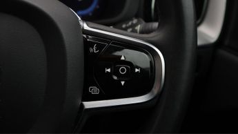 Volvo XC60 RECHARGE T6 PLUS AWD