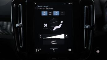 Volvo XC40 RECHARGE T4 R-DESIGN