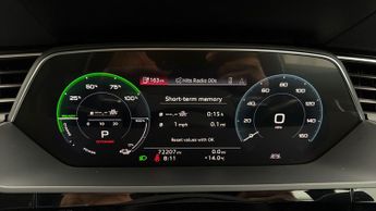 Audi e-tron QUATTRO SPORT