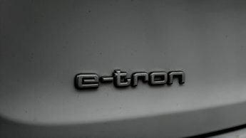 Audi e-tron QUATTRO SPORT