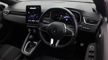 Renault Clio E-TECH ENGINEERED