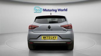Renault Clio E-TECH ENGINEERED