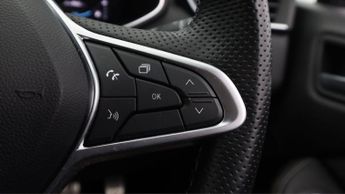 Renault Clio E-TECH ENGINEERED