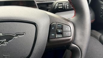 Ford Mustang Mach-E PREMIUM