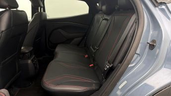 Ford Mustang Mach-E PREMIUM