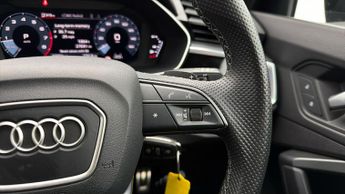 Audi Q3 TFSI S LINE BLACK EDITION