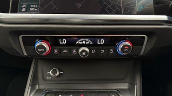 Audi Q3 TFSI S LINE BLACK EDITION