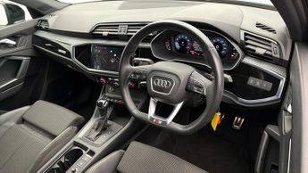 Audi Q3 TFSI S LINE BLACK EDITION