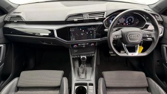 Audi Q3 TFSI S LINE BLACK EDITION