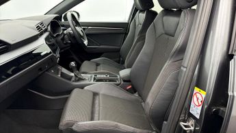 Audi Q3 TFSI S LINE BLACK EDITION