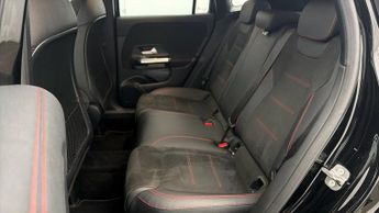 Mercedes-Benz GLA GLA 200 AMG LINE EXECUTIVE