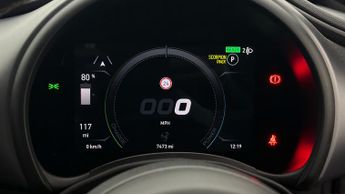 Abarth 500e BASE