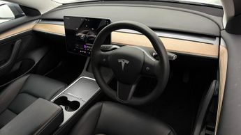 Tesla Model 3 MODEL 3