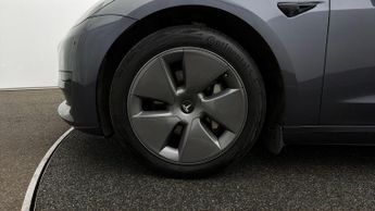 Tesla Model 3 MODEL 3