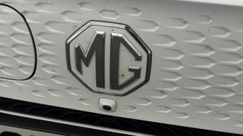 MG MG ZS TROPHY CONNECT