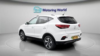MG MG ZS TROPHY CONNECT